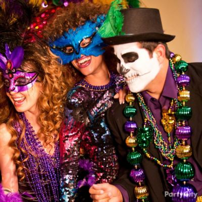 Mardi Gras Dress Up Ideas Mardi Gras Outfit Ideas Mardi Gras Party Ideas Holiday Party 