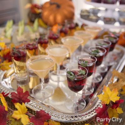 Fall Mini Cocktails Idea - Friendsgiving Party Ideas - Thanksgiving