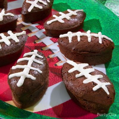 Football Brownies Idea - Party City