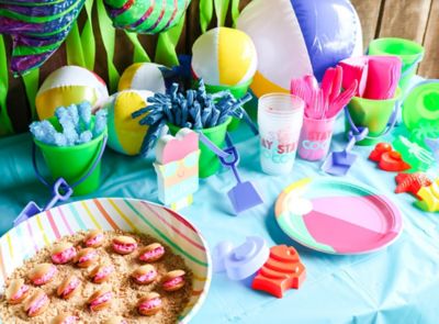 Video: Summer Beach Party | Party City