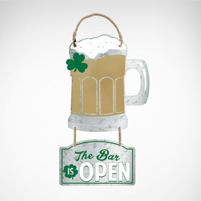 St Patrick S Day Decorations Shamrock Irish Leprechaun Party City
