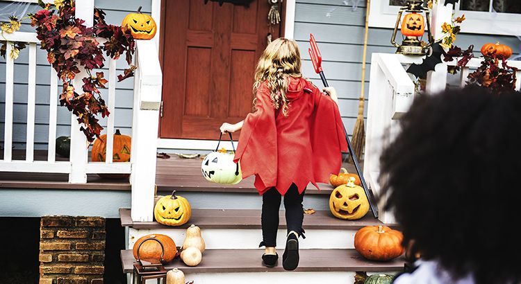 The Haunt Must Go On How To Trick Or Treat Safely Party City